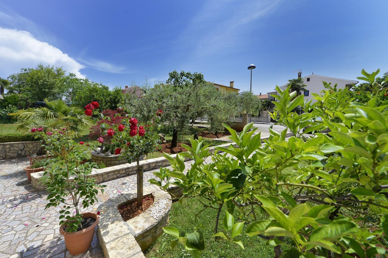 Apartment Mip Porec Esterno foto